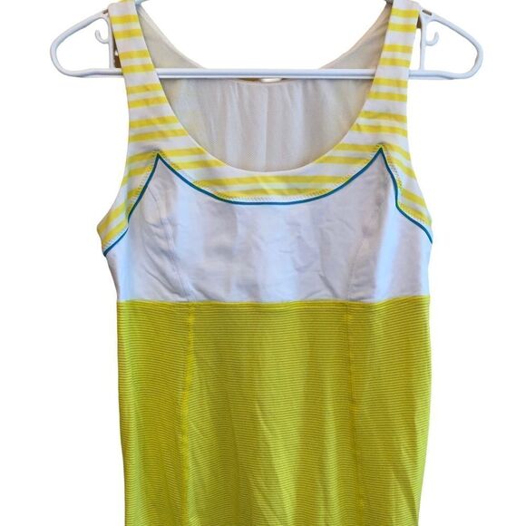 𝅺lululemon Run: Ta Ta Topper Tank Top EUC - Picture 1 of 10